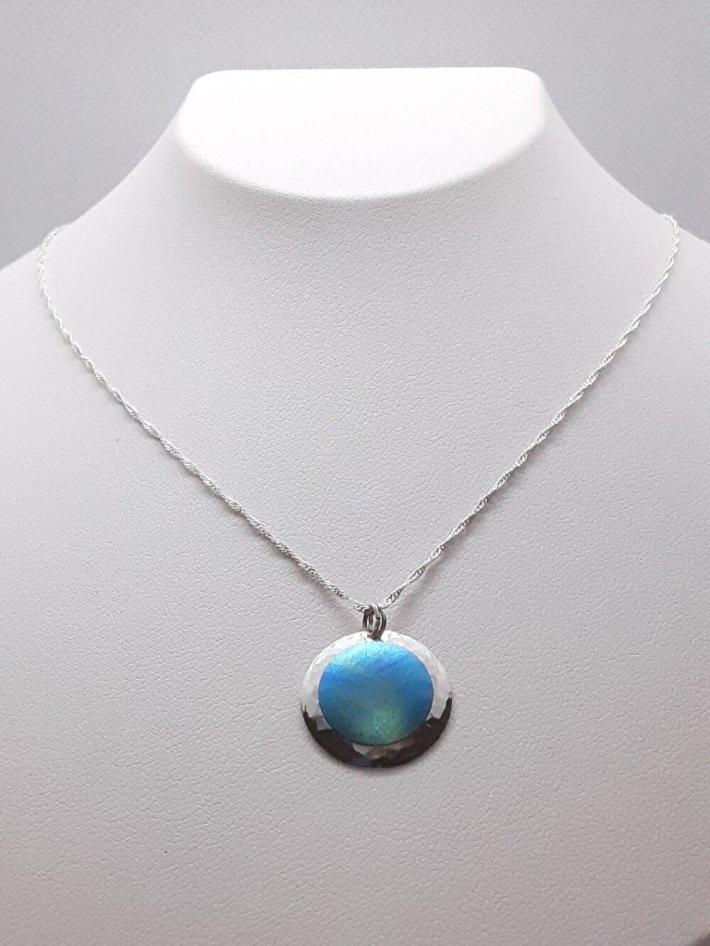 NEW Holly Yashi Blue/Green Nobium Pendant - Picture 2 of 13